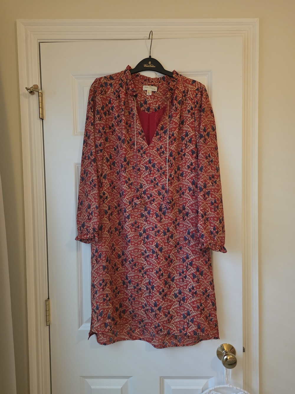 Red Floral Long-Sleeve V-Neck Shift Dress